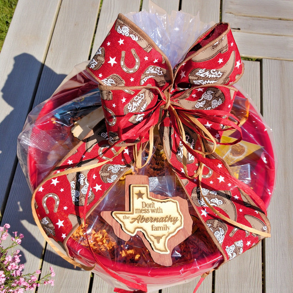 Guft Bucket Big Buc-ee's Bounty Bucket - FREE SHIPPING | Texas Gift Baskets