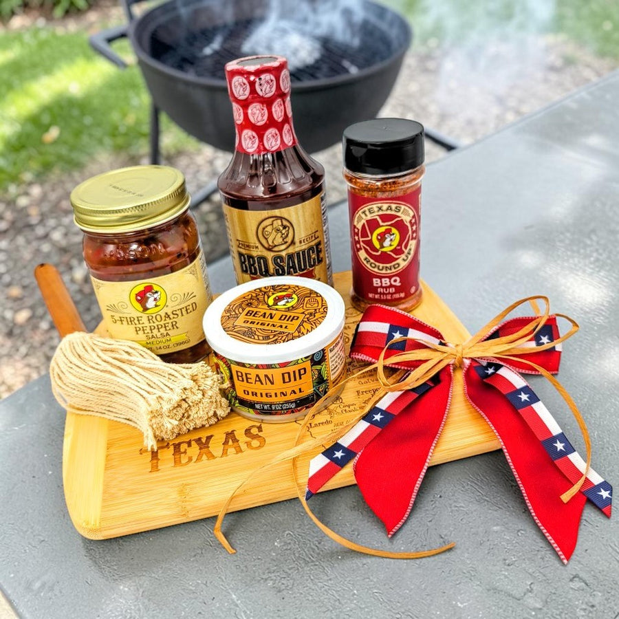 Buc-ee's Backyard BBQ Board