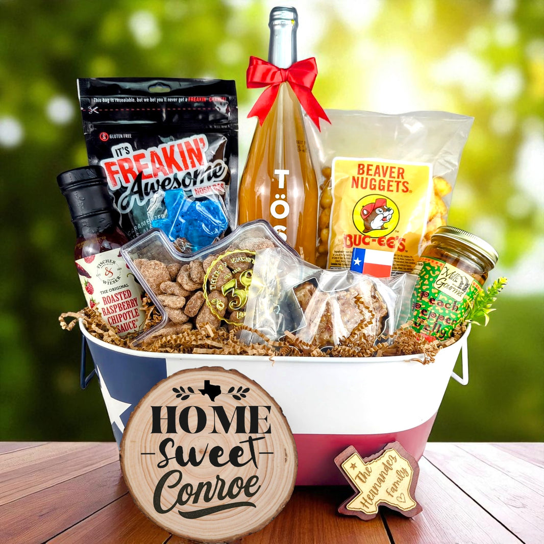 Conroe Texas Home Toast & Treats Basket with TÖST ROSÉ, Peach Pepper Jelly, Buc-ee’s Beaver Nuggets, Texas pecans, praline, chipotle sauce, and Texas flag tin