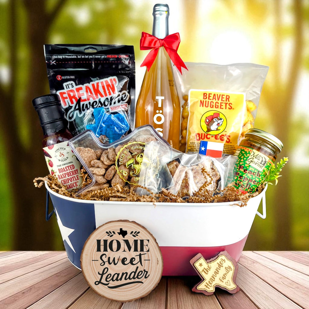 Leander Texas Homestyle Toast & Treats Basket with TÖST ROSÉ, Peach Pepper Jelly, Buc-ee’s Beaver Nuggets, Texas pecans, praline, chipotle sauce, and Texas flag tin